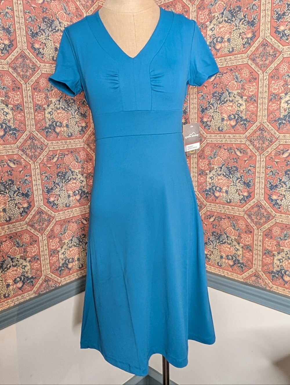 Eddie Bauer TRAVEX ASTER DRESS V-Neck Fit & Flare Dress